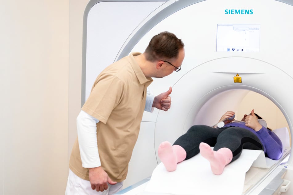 Beyond Imaging in Leipzig bietet moderne MRT-Diagnostik mitten in der Innenstadt ohne lange Wartezeiten.