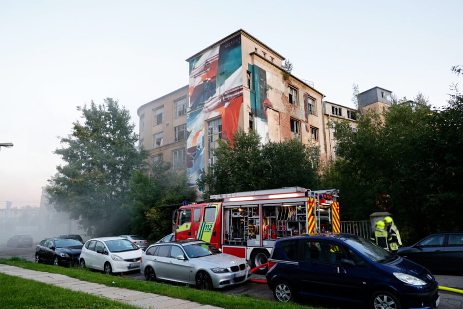 Chemnitz: Brand in ehemaliger Nadel- und Platinenfabrik in Chemnitz