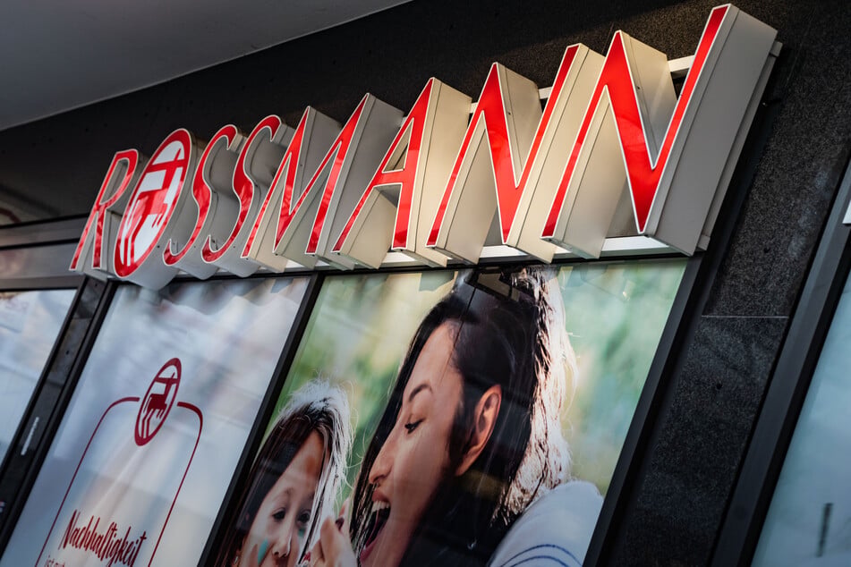 Im Rossmann an der Hospitalstraße in Pirna hat sich eine Ladendiebin (17) am Mittwoch äußerst unkooperativ verhalten. (Symbolfoto)