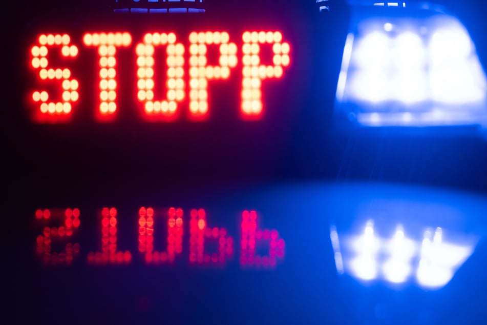 Die Polizei konnte letztlich zwei Männer festnehmen. (Symbolbild)