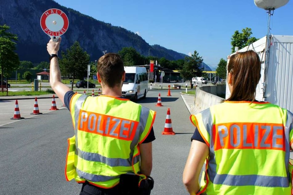 An der deutsch-österreichischen Grenze werden die meisten Schleuser festgenommen.