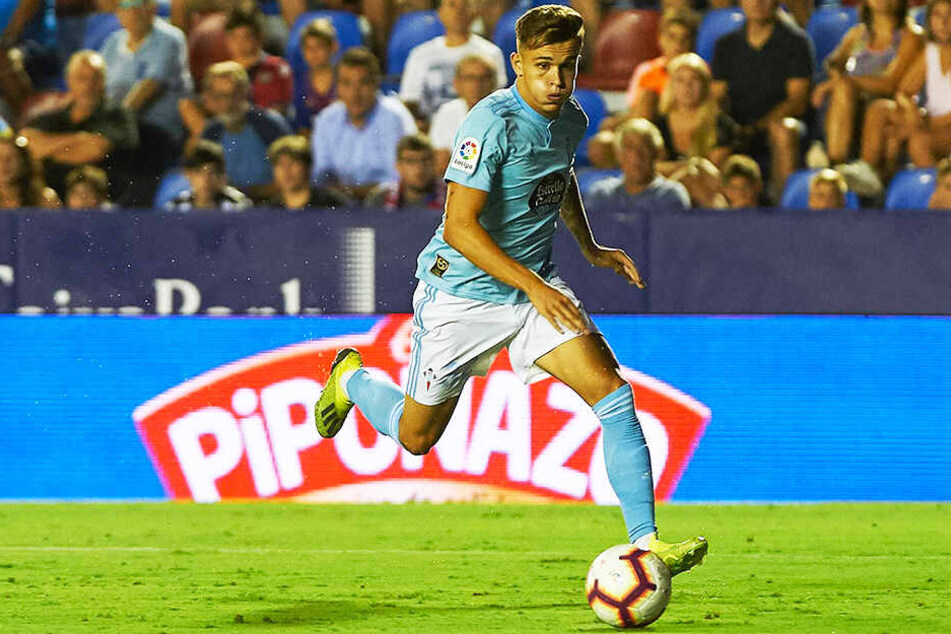 Dennis Eckerts Vertrag bei Celta Vigo wurde auf seine Bitte hin aufgelöst.