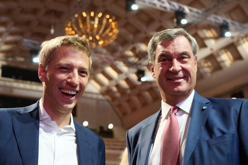 Der OB Krause (36) und Markus Söder (59) freuen sich über die Entscheidung.