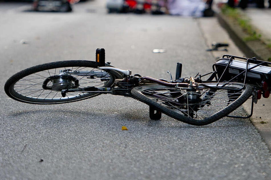 Der Mann stürzte mit seinem Rad und wurde schwer verletzt. (Symbolbild)