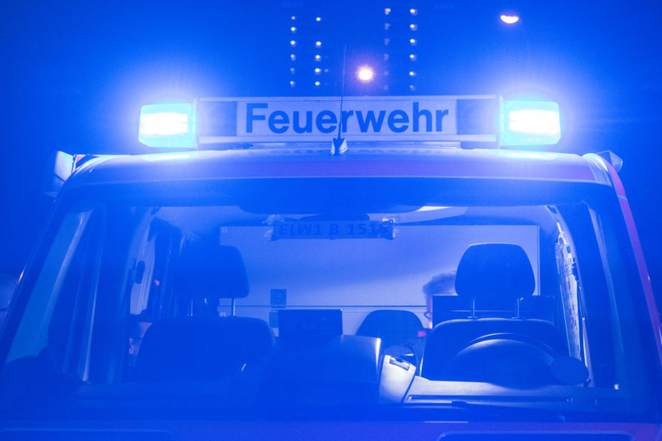 Die Polizei ermittelt nach eigenen Angaben inzwischen wegen Brandstiftung. (Symbolbild)