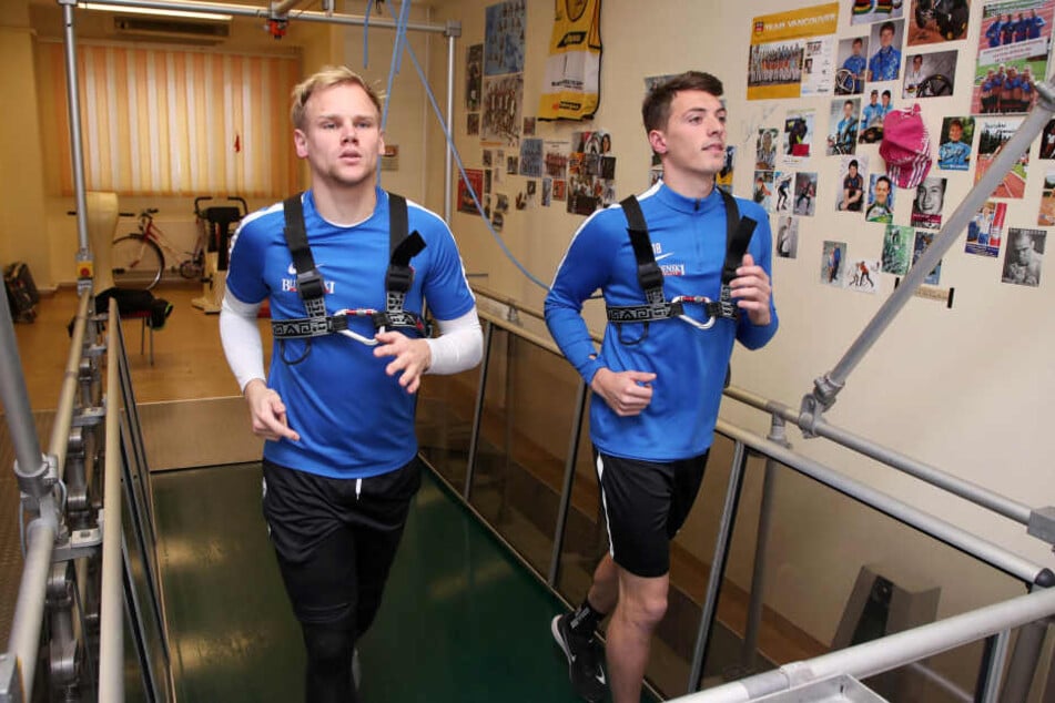 Sören Bertram auf dem Laufband. Die ersten Schritte zurück in den Auer Angriff?!