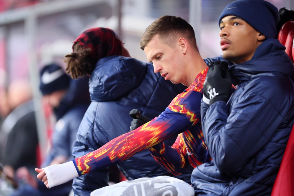 Yannick Eduardo (18, r.) hat einen neuen Verein gefunden. Bis zum Ende der Saison ist der Stürmer von RB Leipzig an den FC Emmen verliehen.