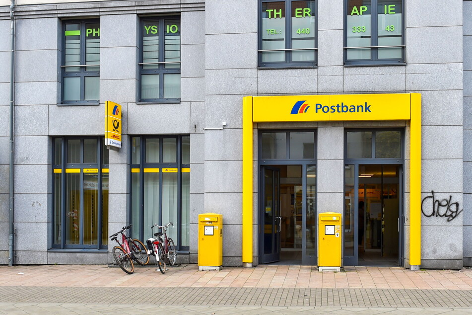 Die Postbank-Filiale in der Löbtauer Gröbelstraße. Am 29. April gehen hier für immer die Lichter aus.