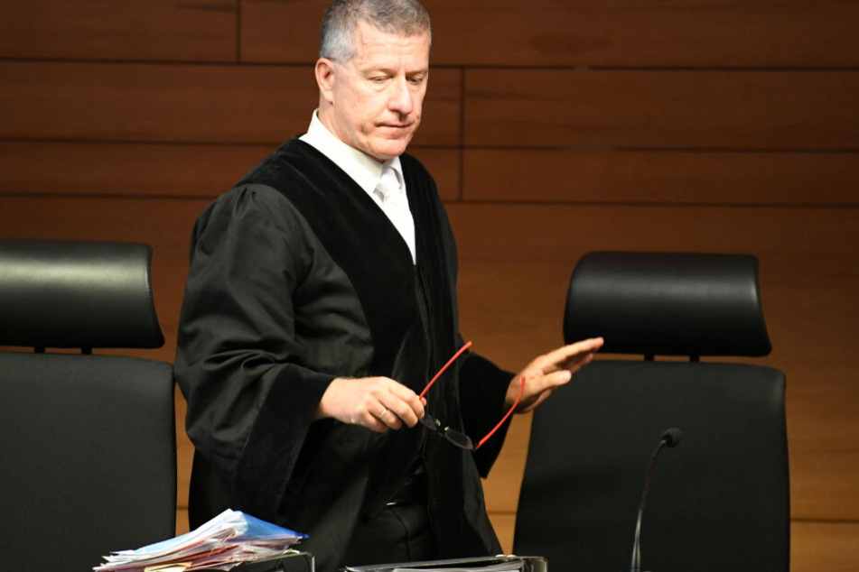Der Vorsitzende Richter Stefan Bürgelin vor Prozessbeginn im Landgericht. (Archivbild)