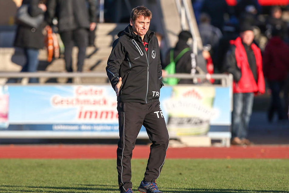Einheit-Coach Frank Rietschel gratulierte den Gästen sportlich fair.