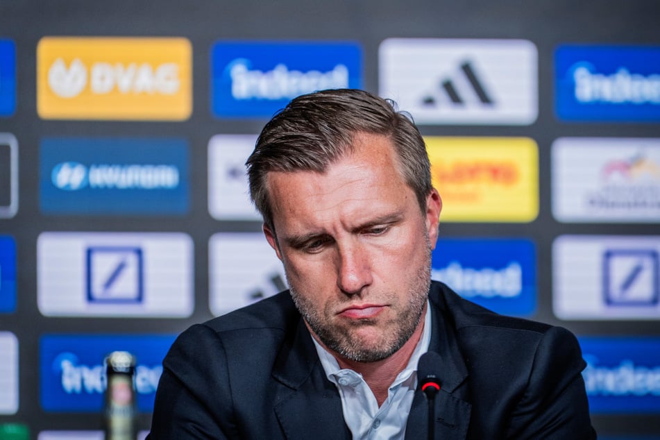 Eigentlich wollte SGE-Sportvorstand Markus Krösche (45) den Preis für Kalimuendo auf maximal 20 Millionen Euro drücken. Das scheint bei den aktuellen Forderungen von Forest nun kaum mehr möglich.