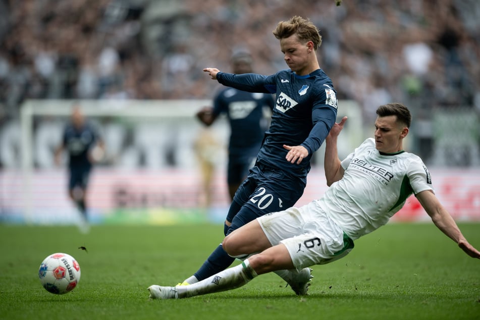 Cole Campbell (20, l.) zieht es zum nächsten Bundesligisten weiter, Elversberg sichert sich die Dienste des US-Boys.