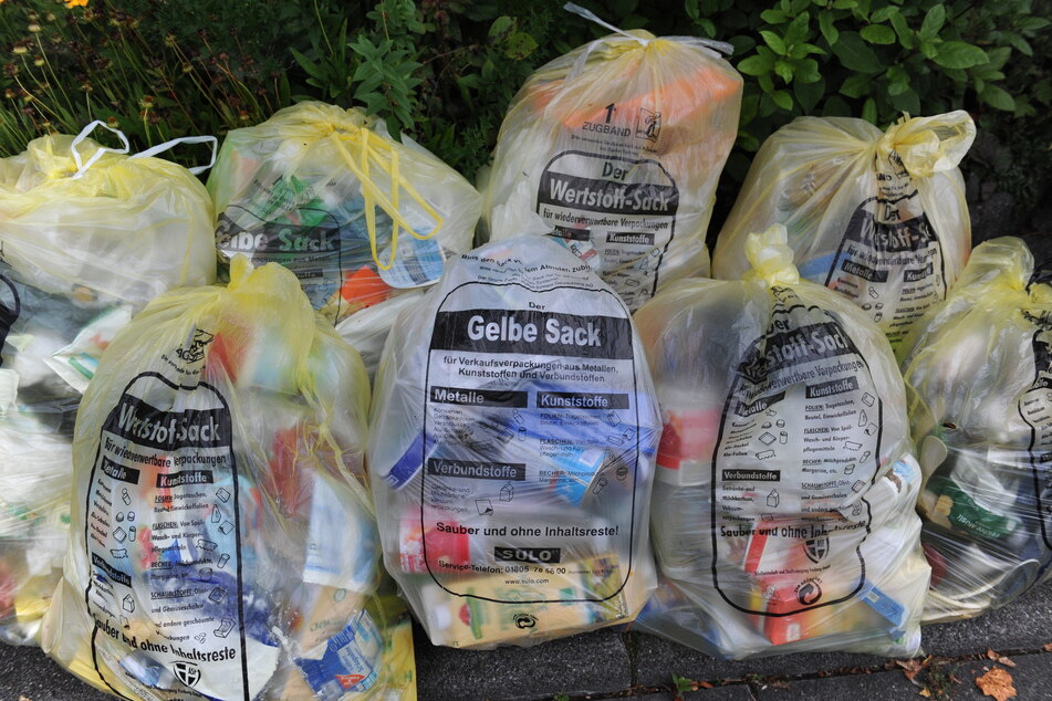 Leichtverpackungsabfälle werden im Vogtland je nach Wohnadresse entweder in Gelben Tonnen oder Gelben Säcken entsorgt.