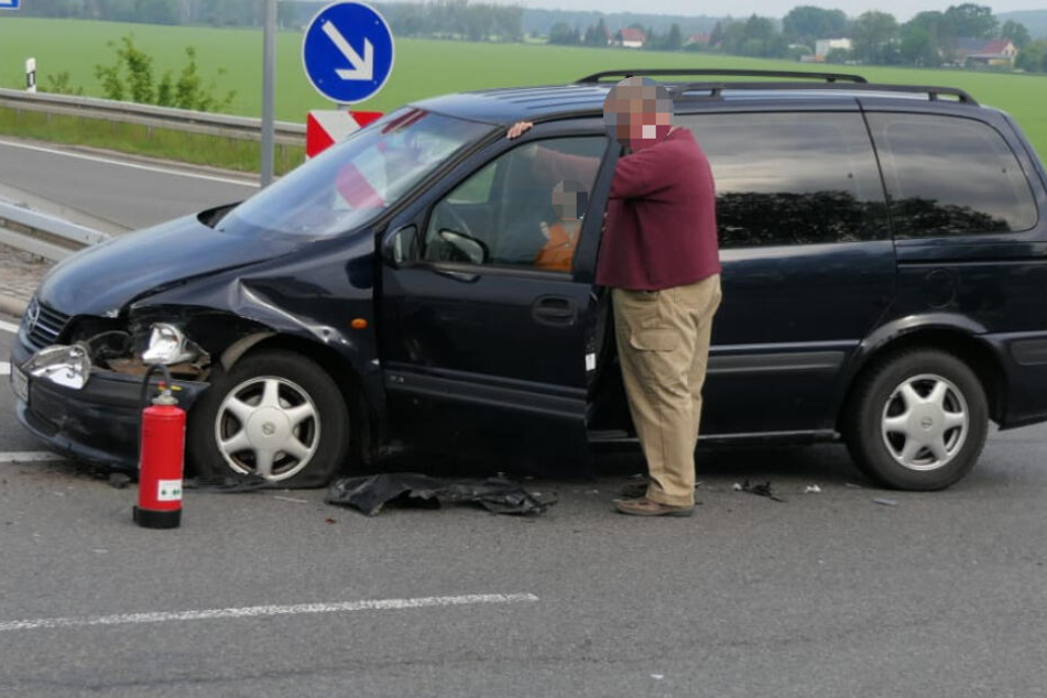 Die Insassin des Opels wurde bei dem Aufprall leicht verletzt.