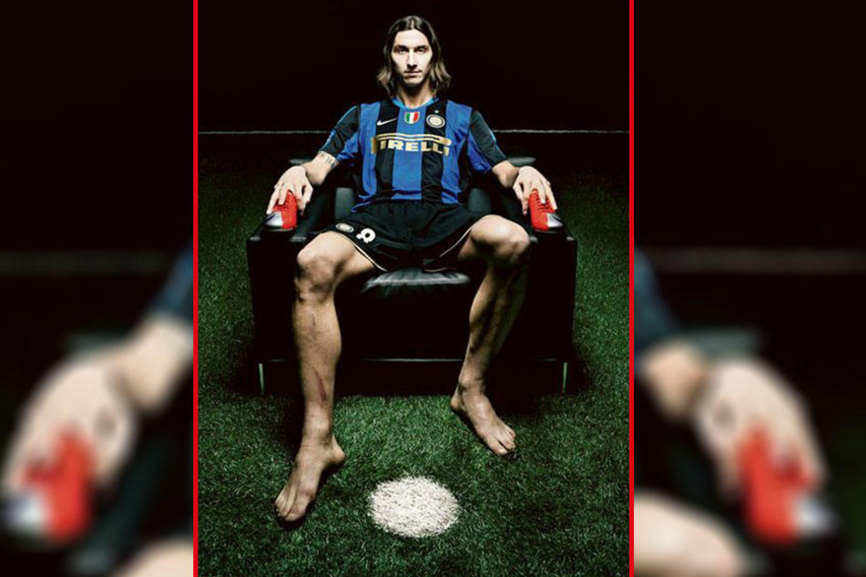 Ein berühmtes Foto: Fußballstar Zlatan Ibrahimovic in provozierender Pose, fotografiert von Maurizio Camagna.