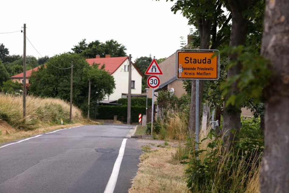 Das Unternehmen befindet sich in Stauda.
