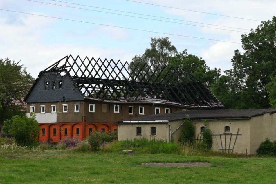 Das historische Gebäude brannte fast vollständig ab.