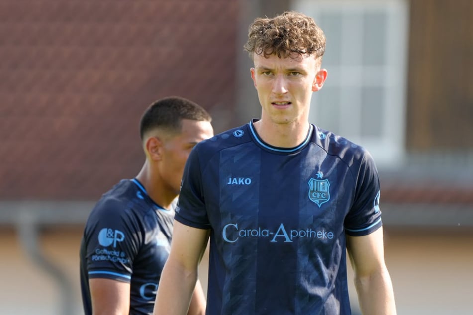 David Vogt (25) freut sich auf den freien Sonntag, weil er fern des Trainingsplatzes das heiße Sommerwetter genießen kann.