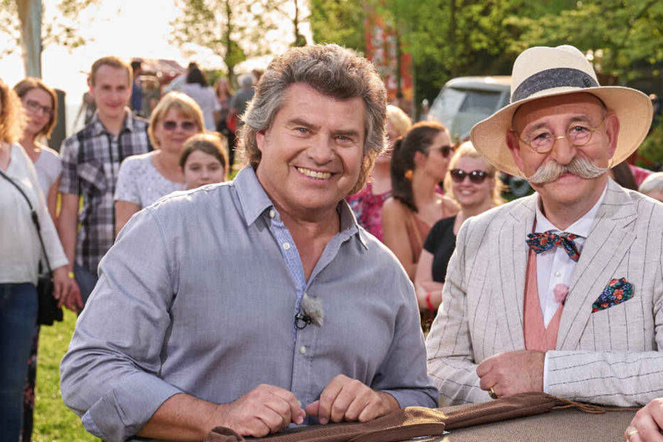 Andy Borg wird bei Horst Lichters "Bares für Rares" eine 100 Jahre alte Fotokamera verkaufen.