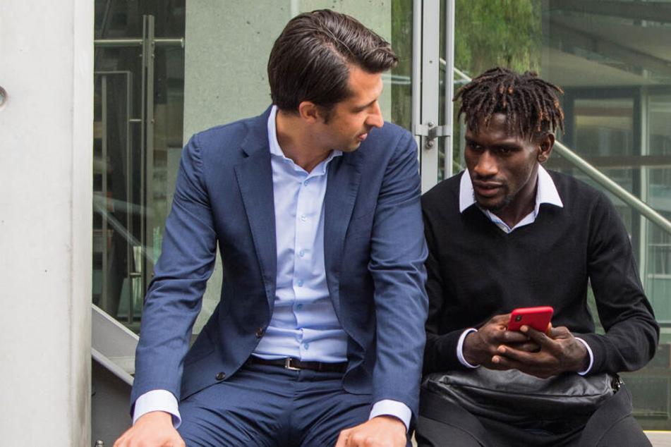 Der Verein um Sport-Vorstand Jonas Boldt hielt zu seinem Profi.