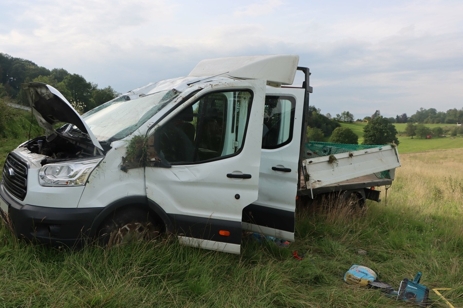 Zwei Schwerverletzte bei Unfall auf der Schwarzenbachstraße