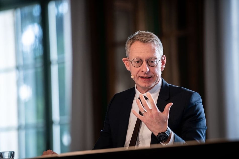 Sportökonom Christoph Breuer befasst sich in seiner Forschungstätigkeit unter anderem mit dem Thema Sportentwicklung und beleuchtet dabei die Lage der Sportvereine.