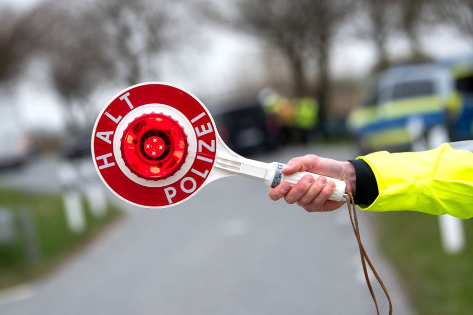 Bei der Aktion "Blitz für Kids" kontrollieren ab Montag Schüler und Polizisten gemeinsam, ob die Richtgeschwindigkeit eingehalten wird.