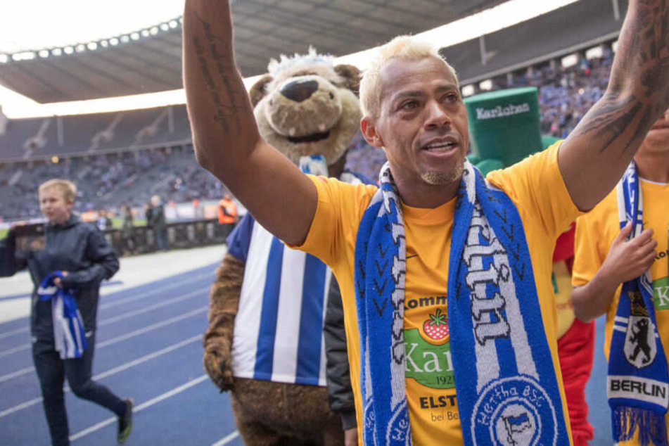 Marcelinho bei seinem Abschiedsspiel im Berliner Olympiastadion.