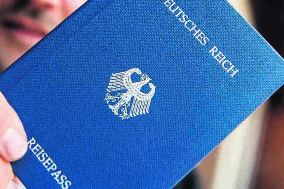 Reichsbürger erkennen die BRD und ihre Institutionen nicht an. Behördenmitarbeitern machen sie oft das Leben schwer.