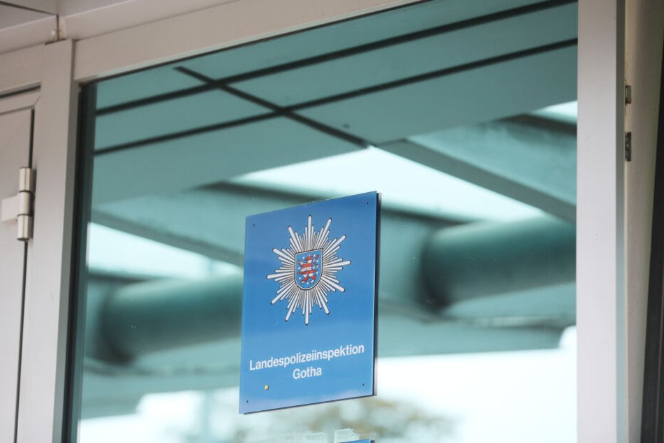 Die Verdächtigen sollen intern vor Ermittlungen gewarnt worden sein.