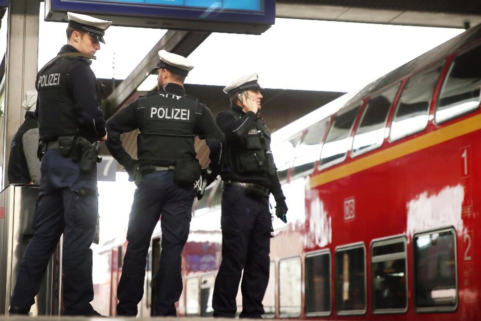 Am Bremer Hauptbahnhof endete der Trip der beiden Kids. (Symbolbild)