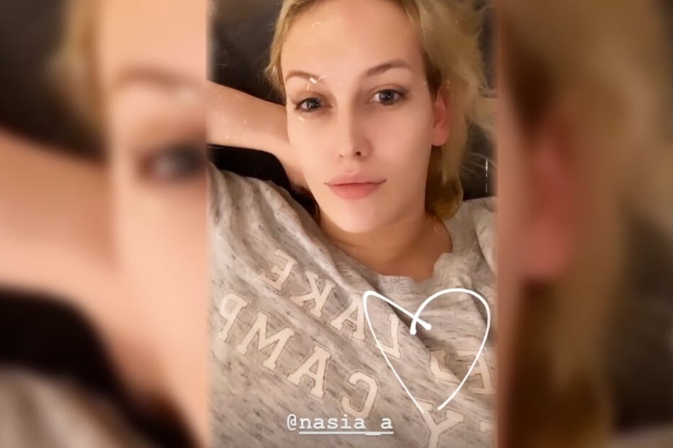 Reality-Sternchen Josimelonie aus Mainz unterstützt ihre Freundin Anastasiya.