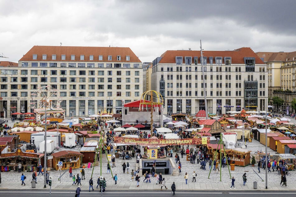Ab dem Wochenende könnt Ihr euch wieder über viele Leckereien auf dem Altmarkt freuen!