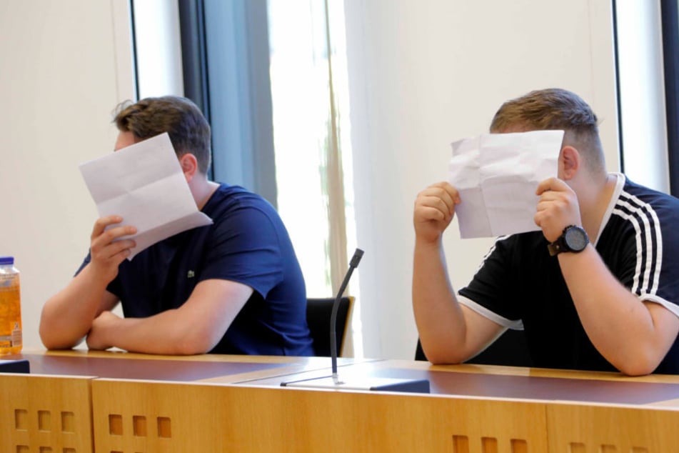 Die Angeklagten Eric T. und Marcel G. im Juli vor Gericht. Der dritte im Bunde (Max P.) fehlte damals wegen Krankmeldung.
