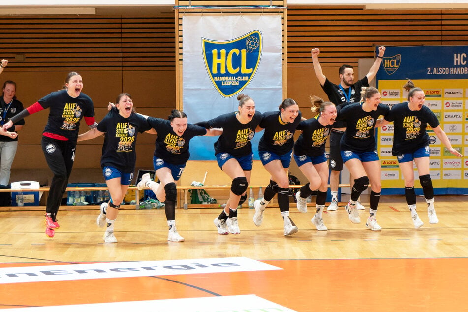 Mit der Dauerkarte vom HCL seid Ihr bei jedem Heimduell dabei.