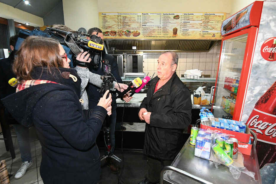 Das Interesse an dem Besitzer des Döner-Imbiss war groß.