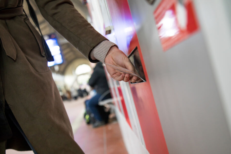 Somit kann die Mehrwertsteuer auf Bahntickets im Fernverkehr ab 2020 gesenkt werden (Symbolbild).