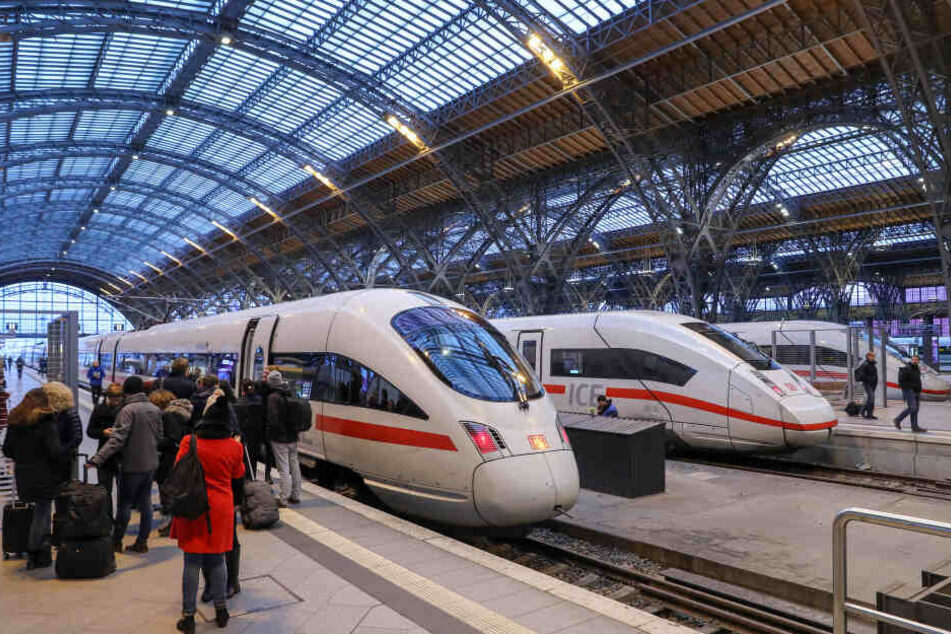 Trotz Elektrifizierung der Strecke nach Chemnitz geht es auch künftig erst ab Leipzig weiter mit dem ICE.