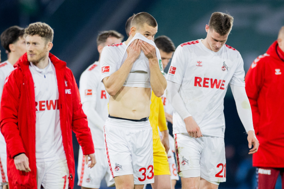 Florian Dietz (25, Mitte) und Steffen Tigges (25, r.) müssen beim Training des 1. FC Köln am Mittwoch erneut aussetzen.