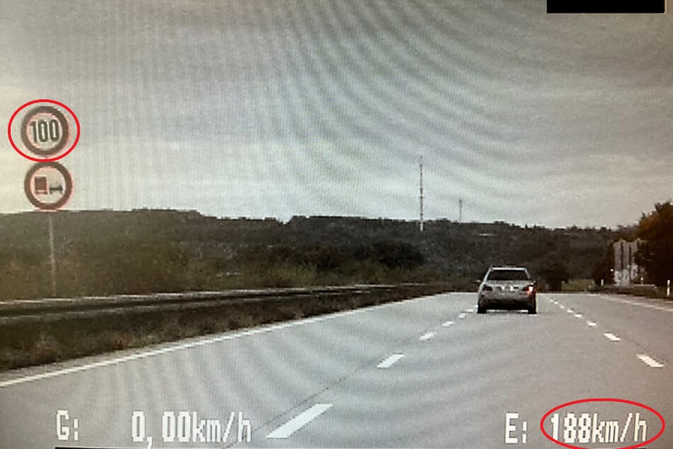 Ein Videofahrzeug der Autobahnpolizei dokumentierte den Tempoverstoß.