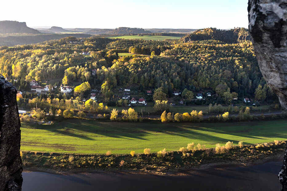 Zwischen 6 und 21 Uhr können Ausflüge in die Natur unternommen, dürfen die Waldwege aber nicht verlassen werden.