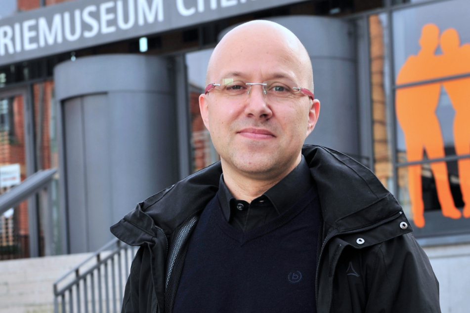 Pfarrer Stephan Tischendorf (41).