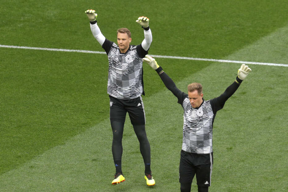 Marc-André ter Stegen (r) will Manuel Neuer als Nummer 1 der deutschen Nationalmannschaft ablösen.