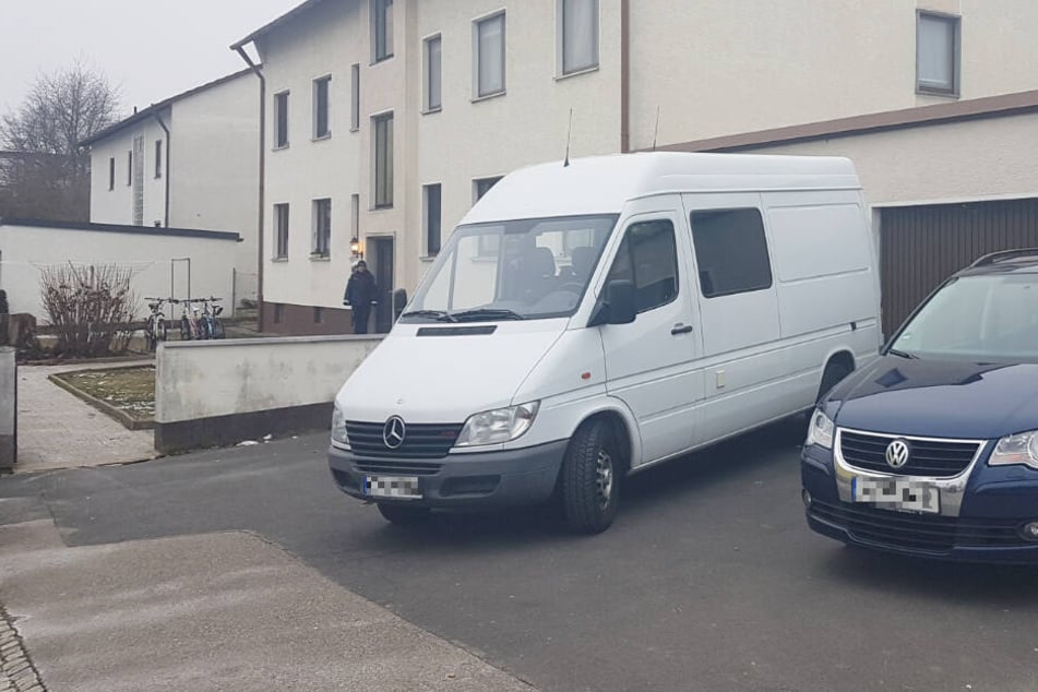 Die alarmierten Rettungskräfte konnten das Leben der 22 Jahre alten Frau nicht mehr retten.