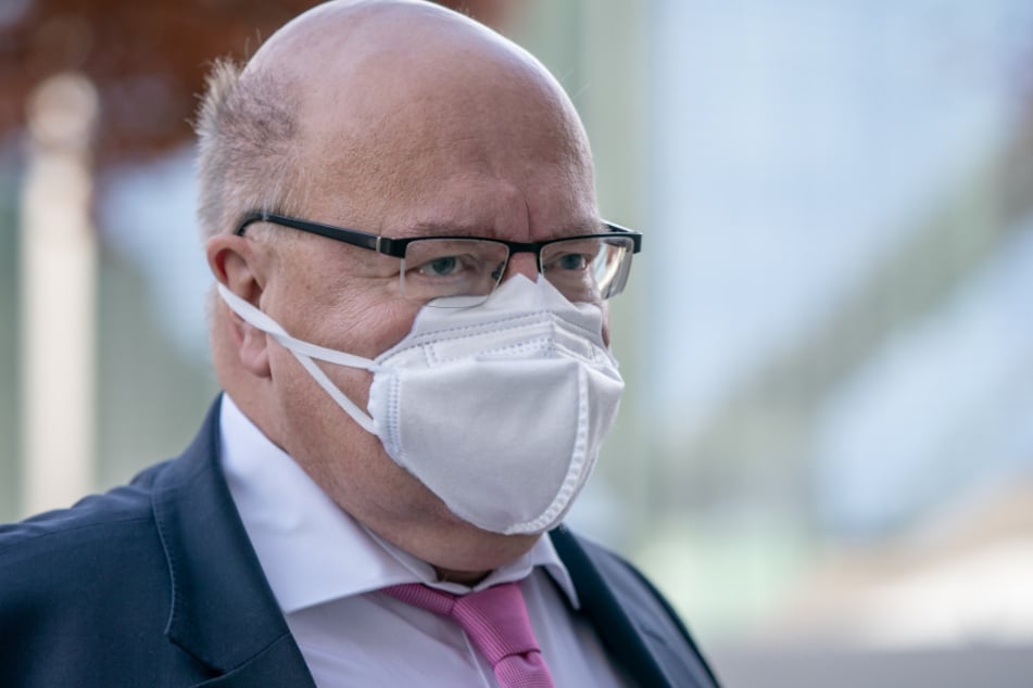 Bundeswirtschaftsminister Peter Altmaier (62, CDU).