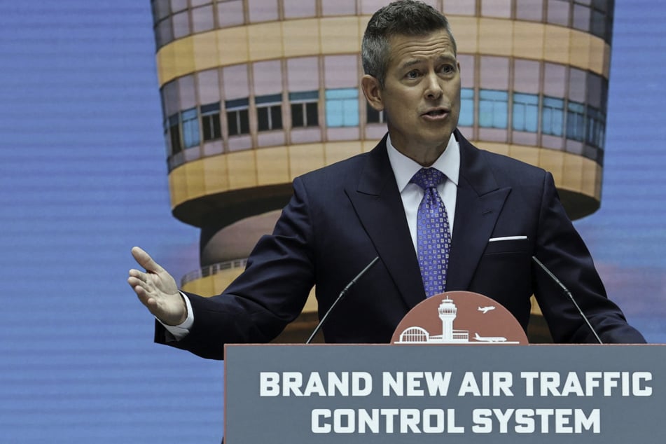 Trump administration unveils ambitious plan to bring air traffic control to "highest level of anybody"