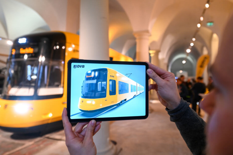 Ab Mittwoch können sich die Dresdner selbst ein Bild der neuen Bahnen machen, virtuell und als Modell.