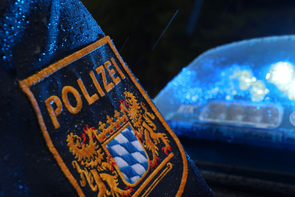Die Polizei bittet um Zeugenhinweise. (Symbolbild)