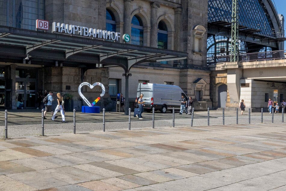 Der Vorfall geschah am Dresdner Hauptbahnhof. (Archivbild)