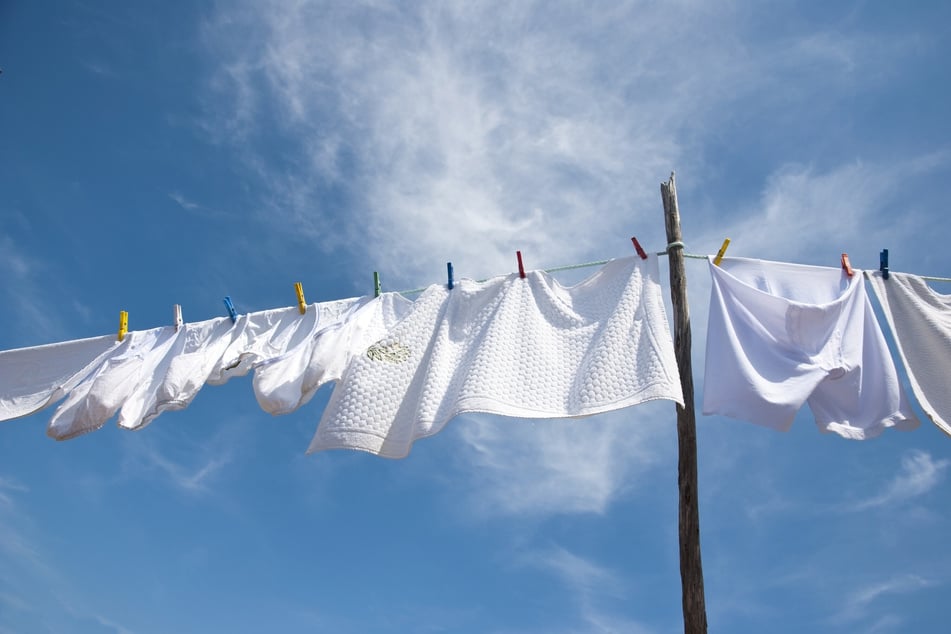 Gerade im Sommer ist strahlend weiße Wäsche ein absolutes Must-have.